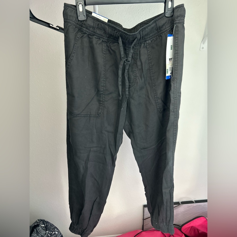 Women’s jogger pants